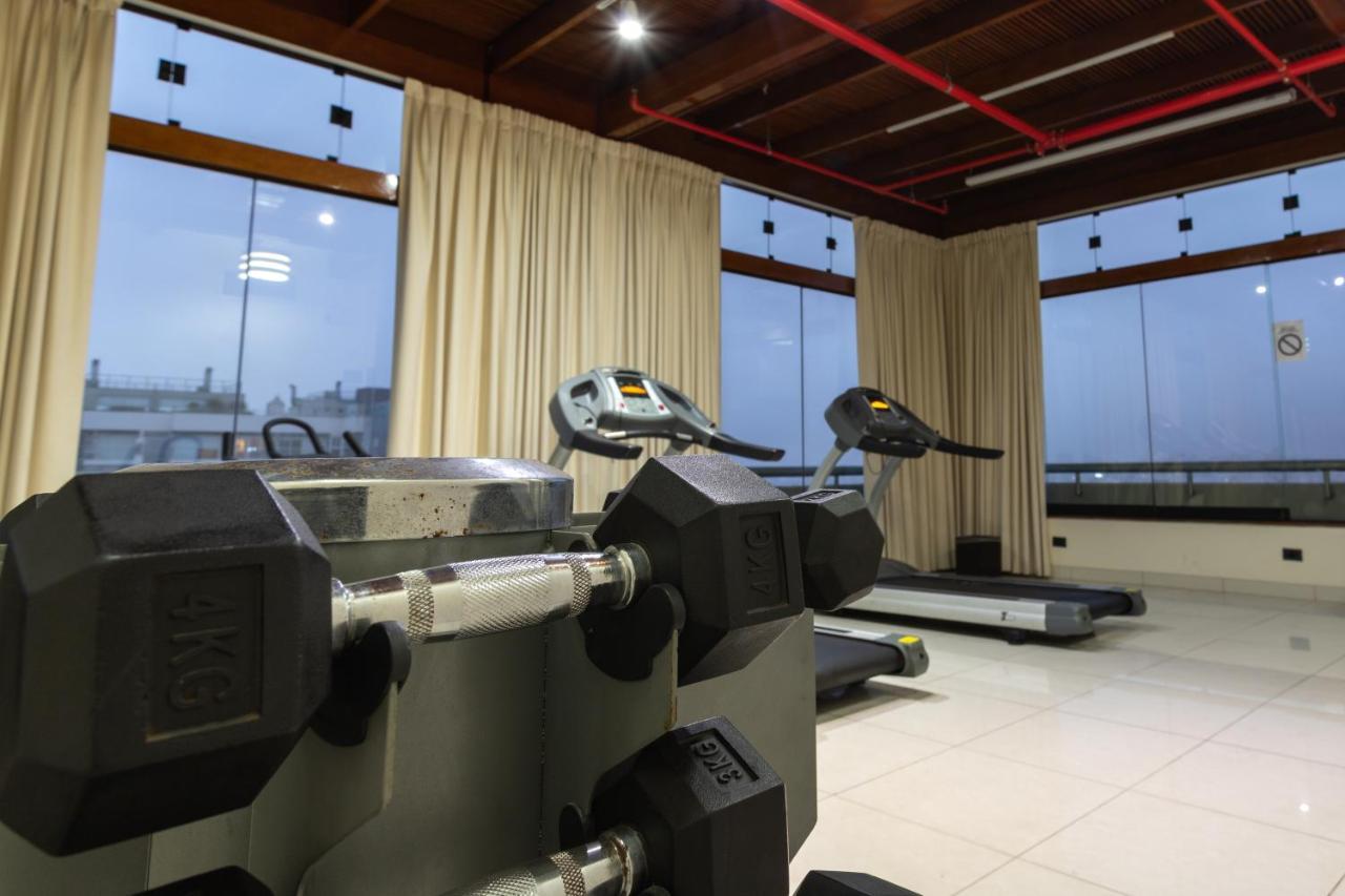 썬더버드 호텔 파르도 리마 외부 사진 The gym at the hotel